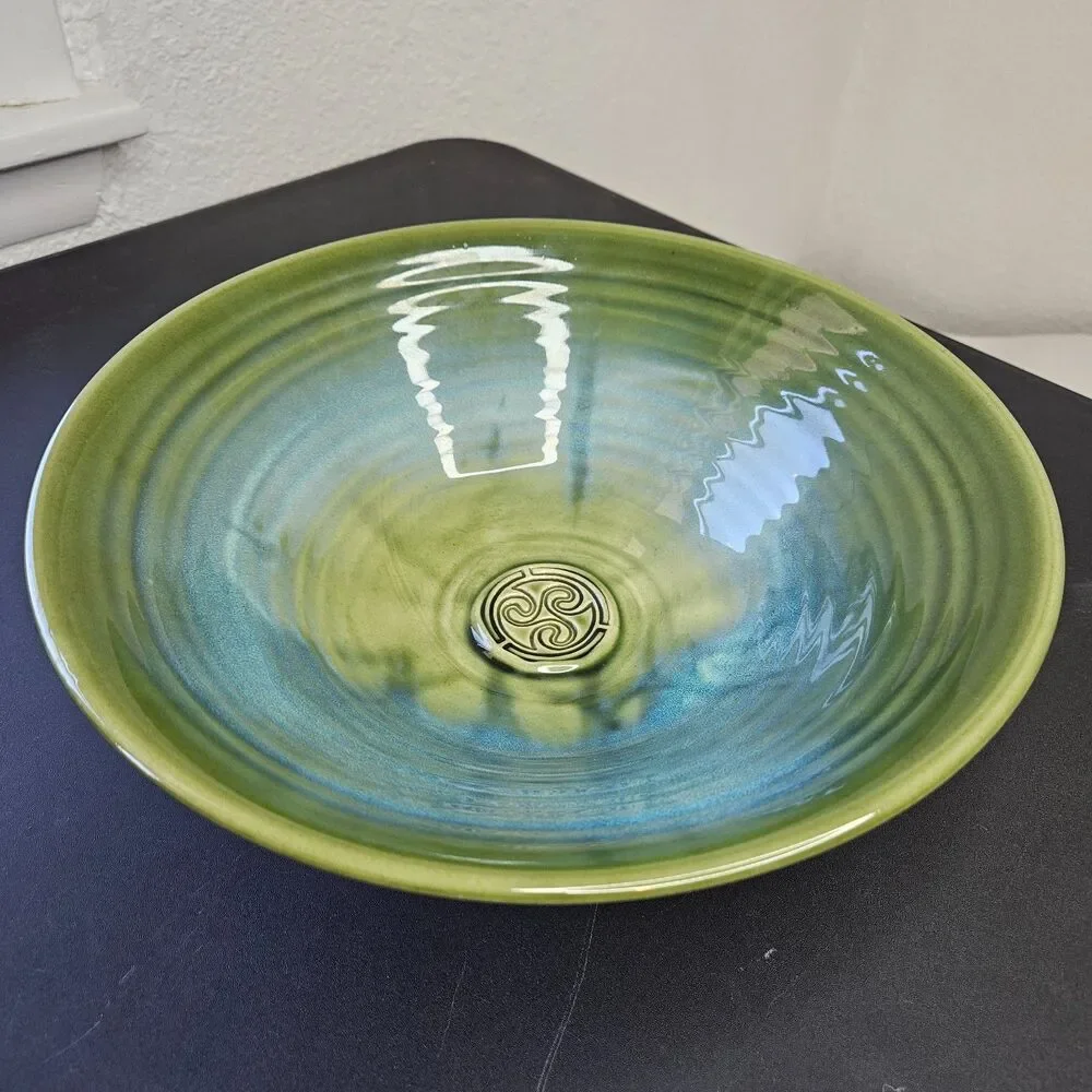 Colm De Ris Irish Pottery 12.5